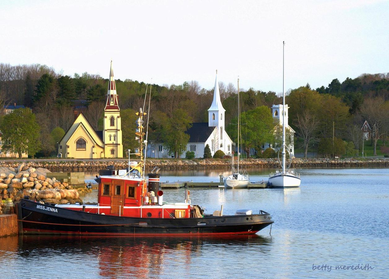 Mahone Bay Beach House Екстериор снимка